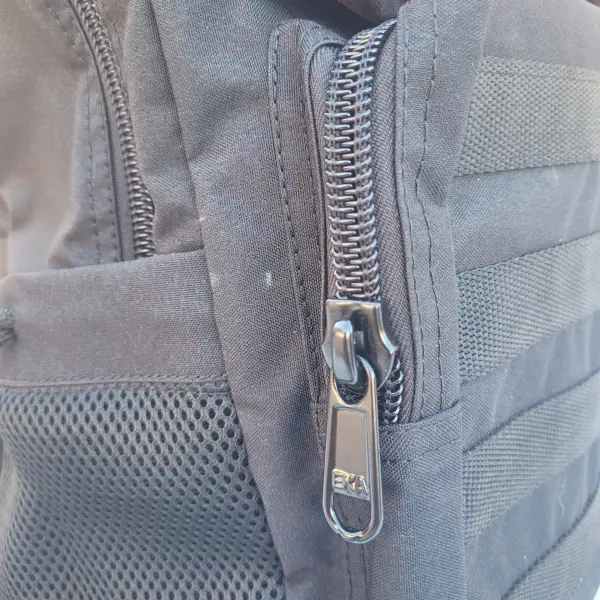 Morral Táctico WTR 3.0 - NEGRO/FUCSIA - Imagen 4